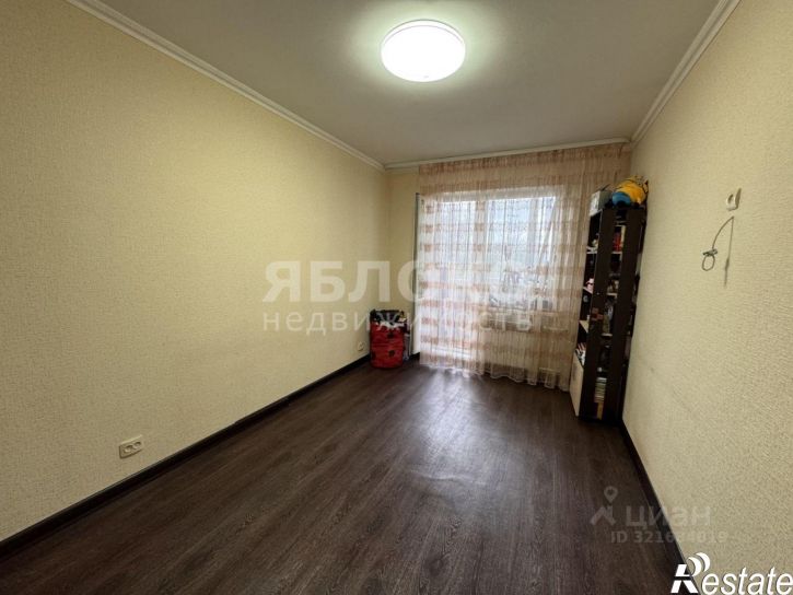 3-комн квартира г Березники, ул Пятилетки, 103