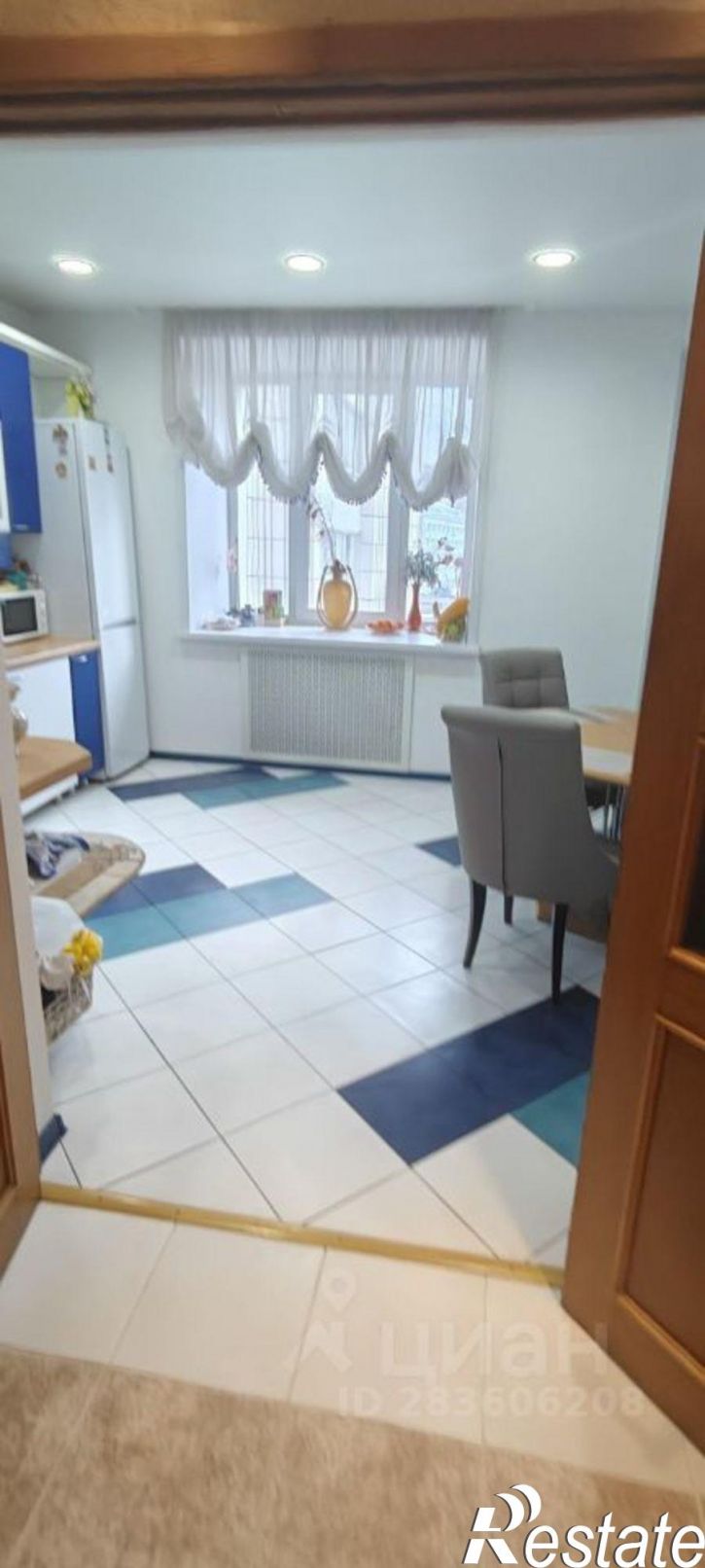 4-комн квартира Пермь, улица Малкова, 26