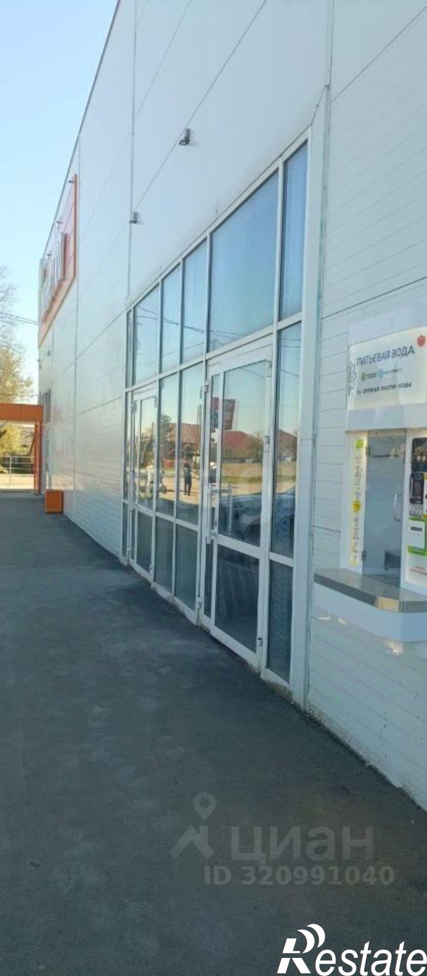 Сдать торговое помещение за 280 000 рублей на ул Степана Разина, 49