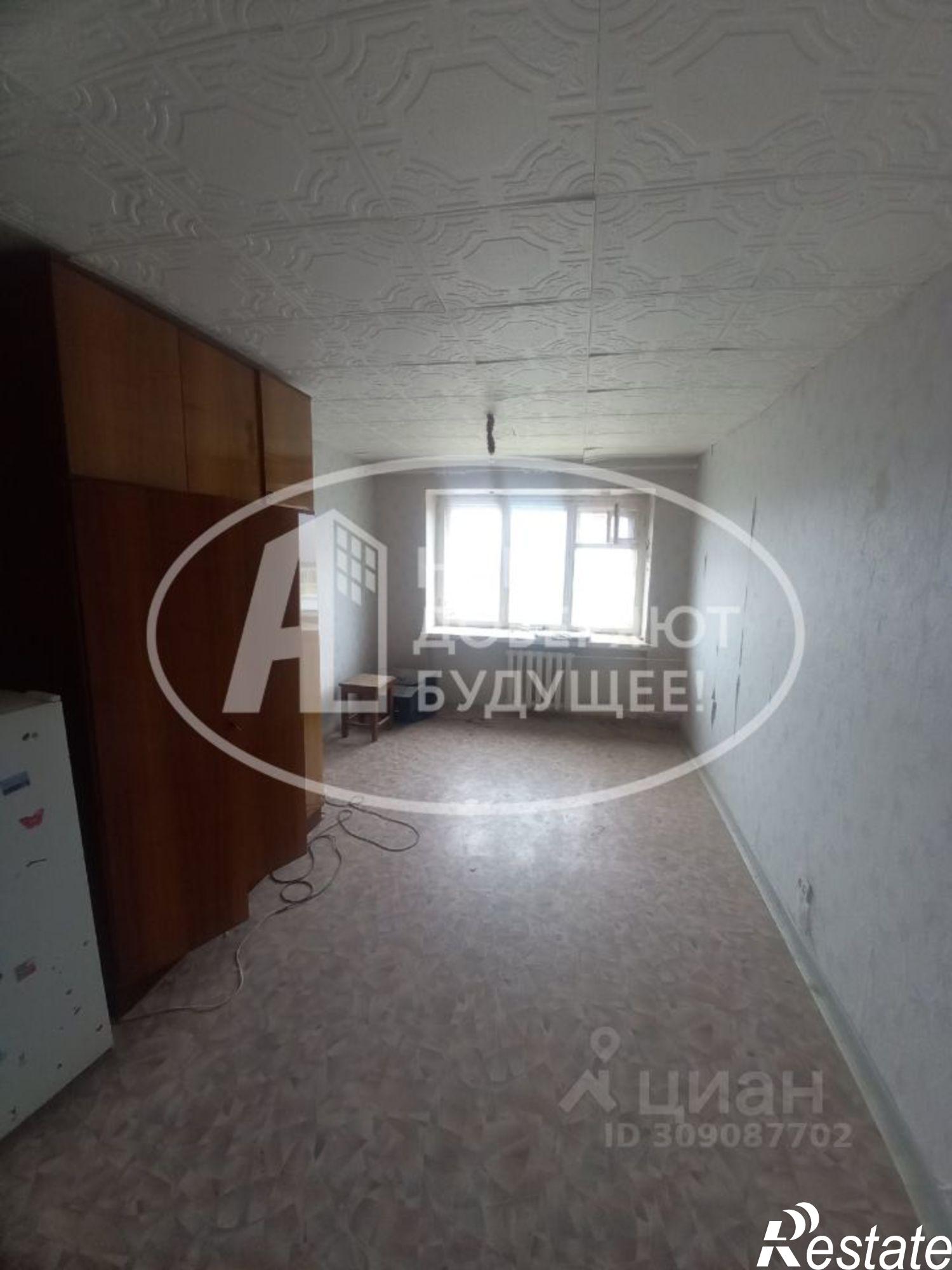 Купить комнату за 300 000 рублей на ул Молодежная, 3