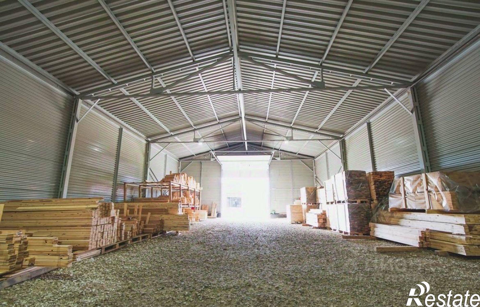 Купить производственную площадь за 100 002 000 рублей на ул Советская, 1м