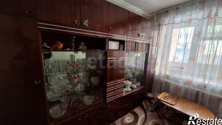 3-комн квартира ул Нефтяников, 4,  д. 4