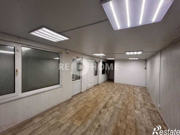 Торговое помещение ул 50 лет Октября, 9,  д. 9