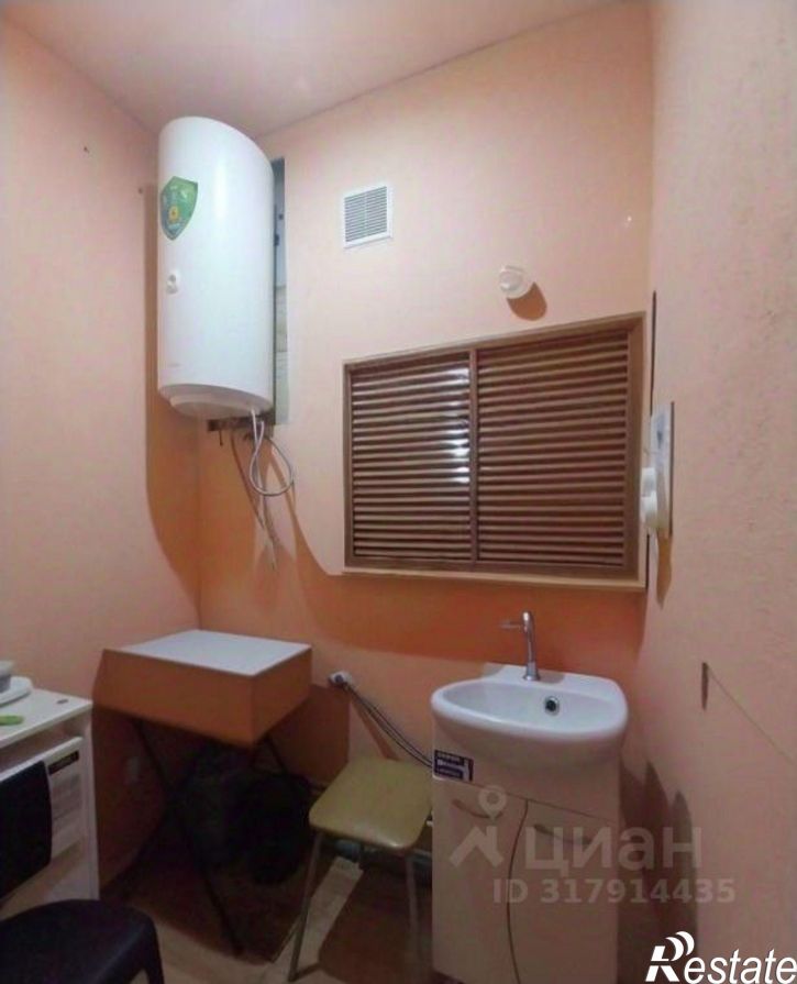 Помещение свободного назначения Коммунистическая улица, 11,  д. 11