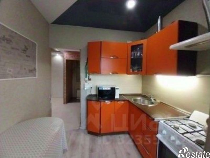 3-комн квартира ул Парковая, 8,  д. 8