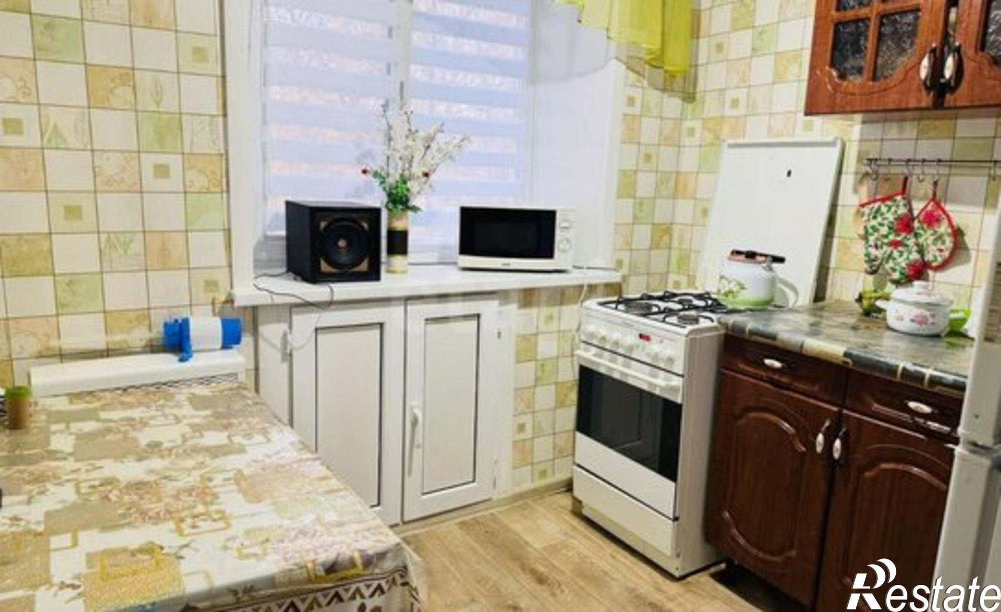 Купить квартиру за 2 500 000 рублей на Чернушка, Коммунистическая улица, 25