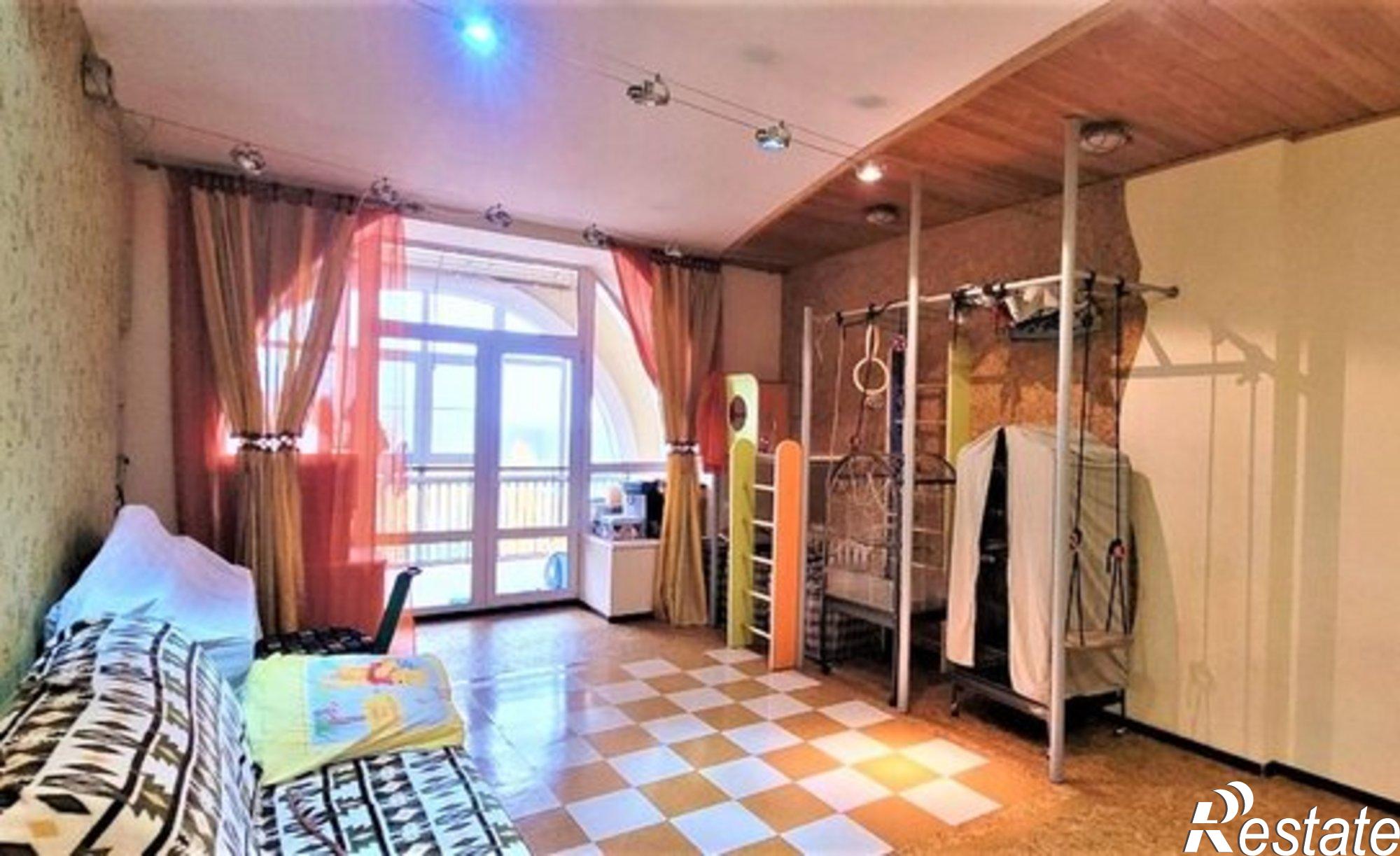 Купить квартиру за 20 000 000 рублей на улица Кабалевского, 28/1