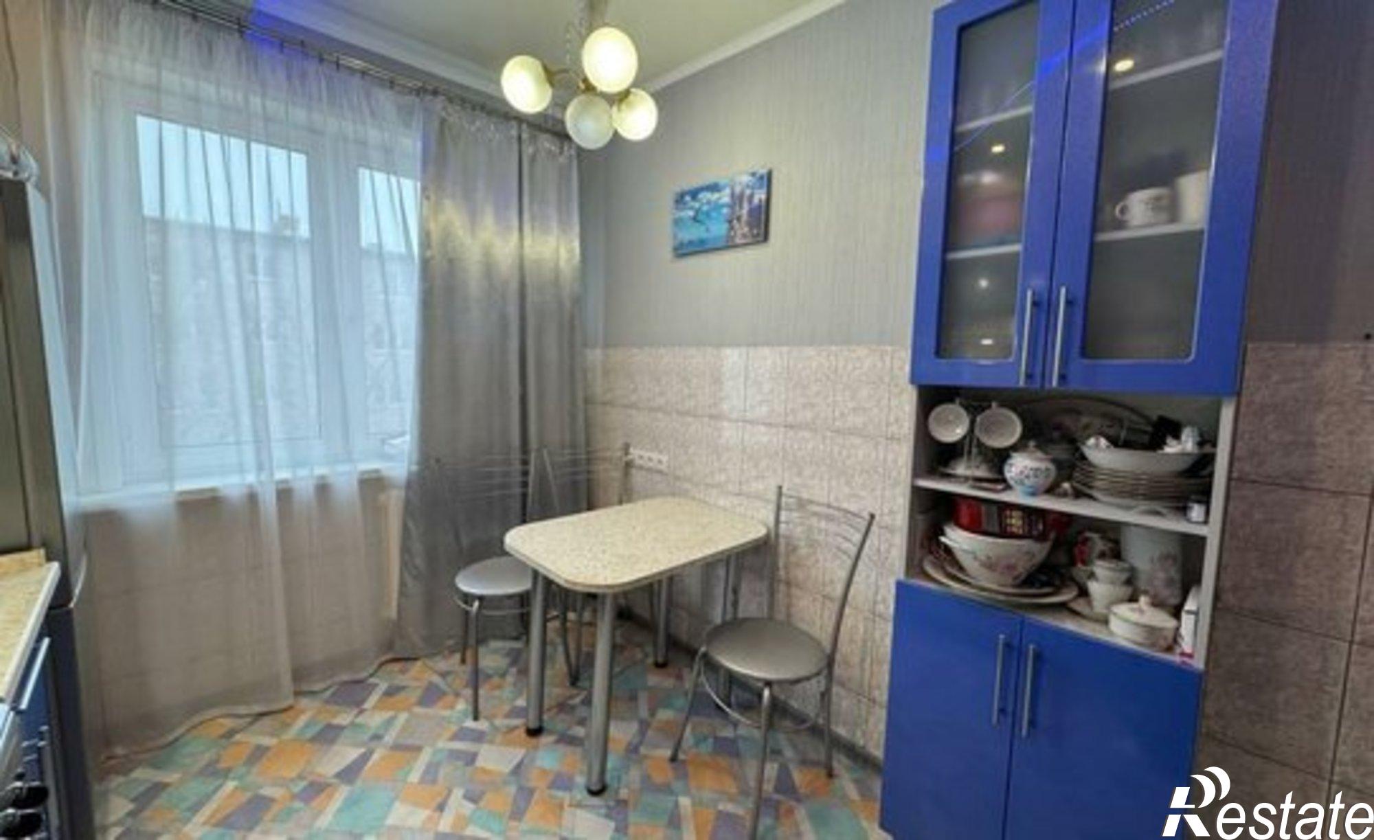 Купить квартиру за 2 960 000 рублей на ул Парижской Коммуны, 28