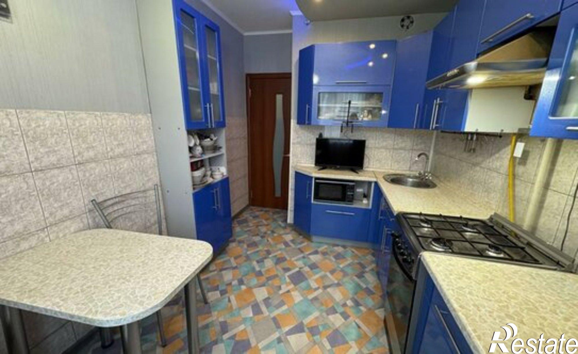 Купить квартиру за 2 960 000 рублей на ул Парижской Коммуны, 28