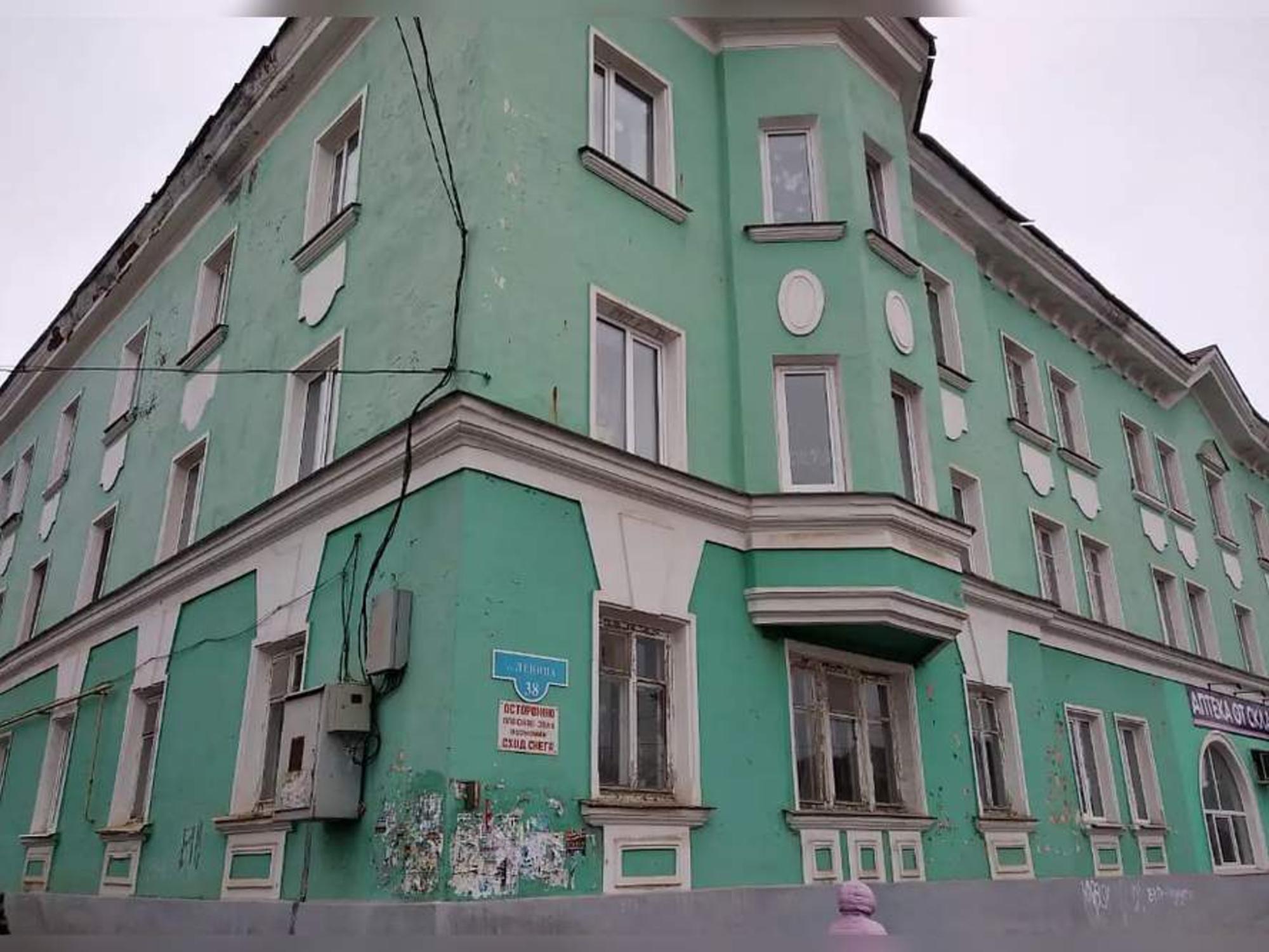 Купить торговое помещение за 6 633 900 рублей на Ленина улица, д.38