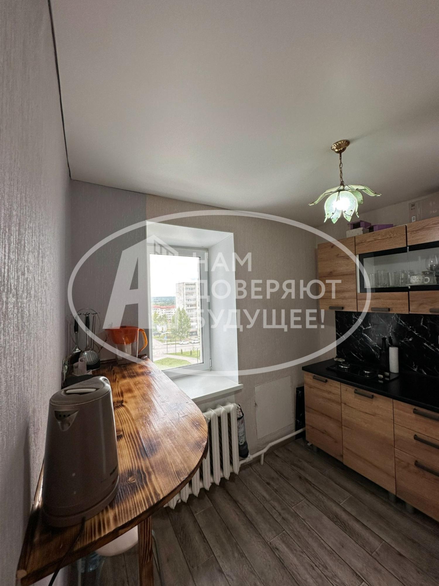 Купить квартиру за 1 990 000 рублей на Коммунистическая улица, 2