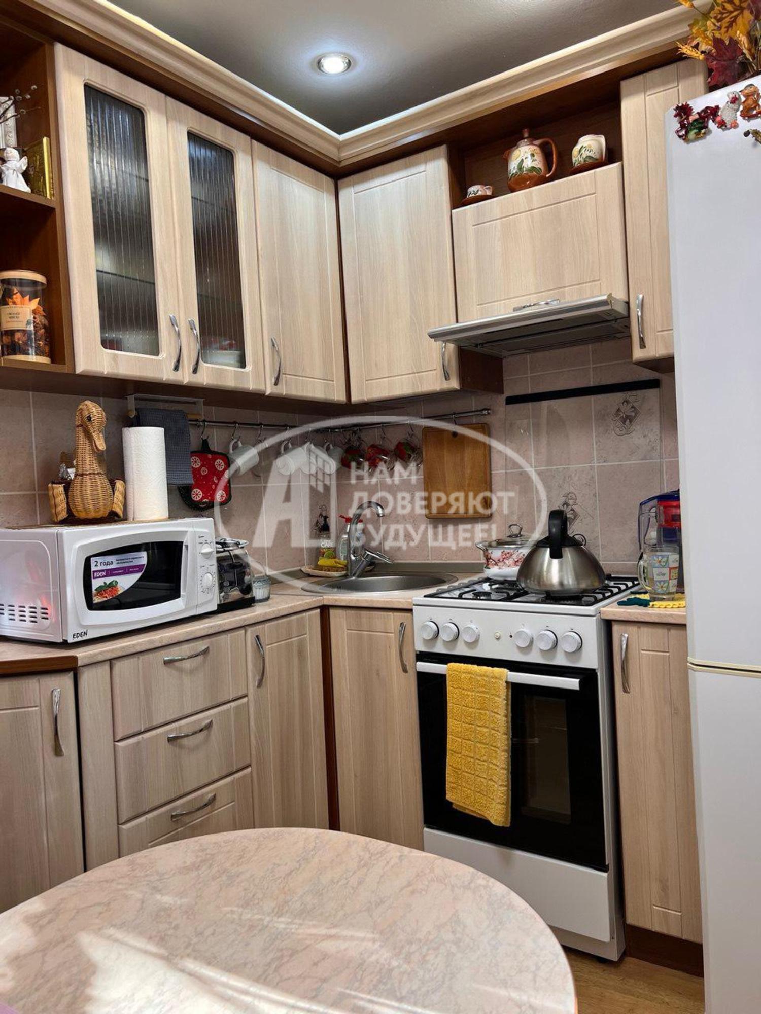 Купить квартиру за 2 150 000 рублей на улица Коммунаров, 63