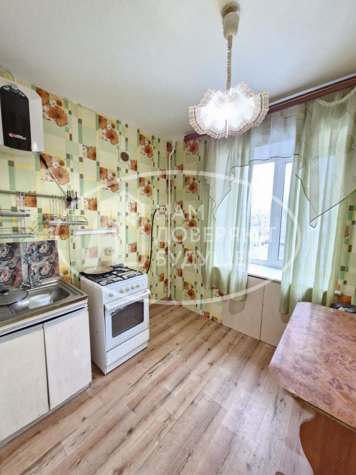 2-комн квартира улица Энгельса, 18