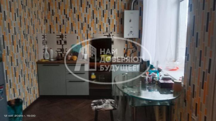 4-комн квартира Школьная улица, 15