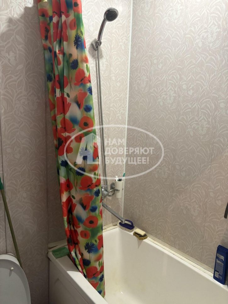 2-комн квартира Высотная улица, 23