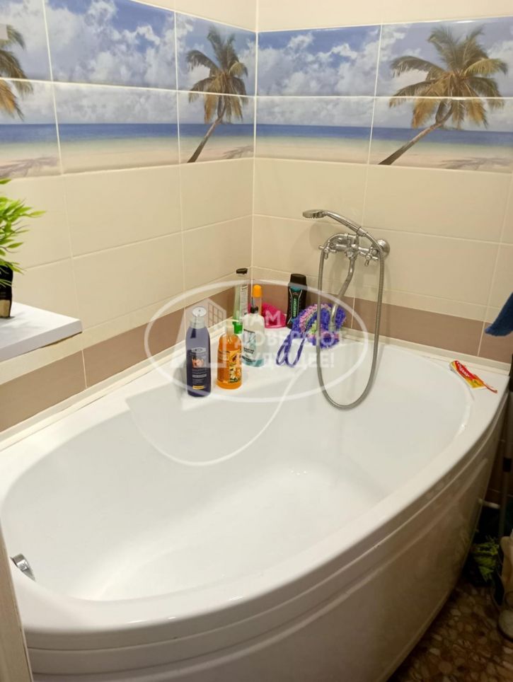 3-комн квартира улица 50 лет ВЛКСМ, 11