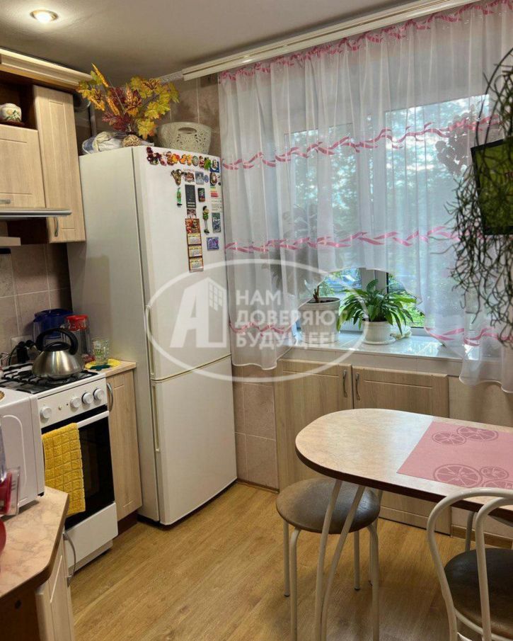 2-комн квартира улица Коммунаров, 63