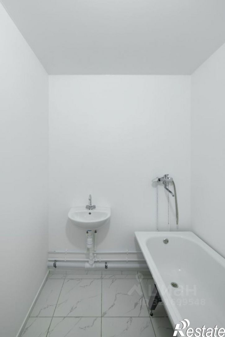 1-комн квартира в новом доме село Фролы