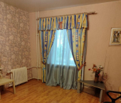 комната 28 кв м ул КИМ, 81