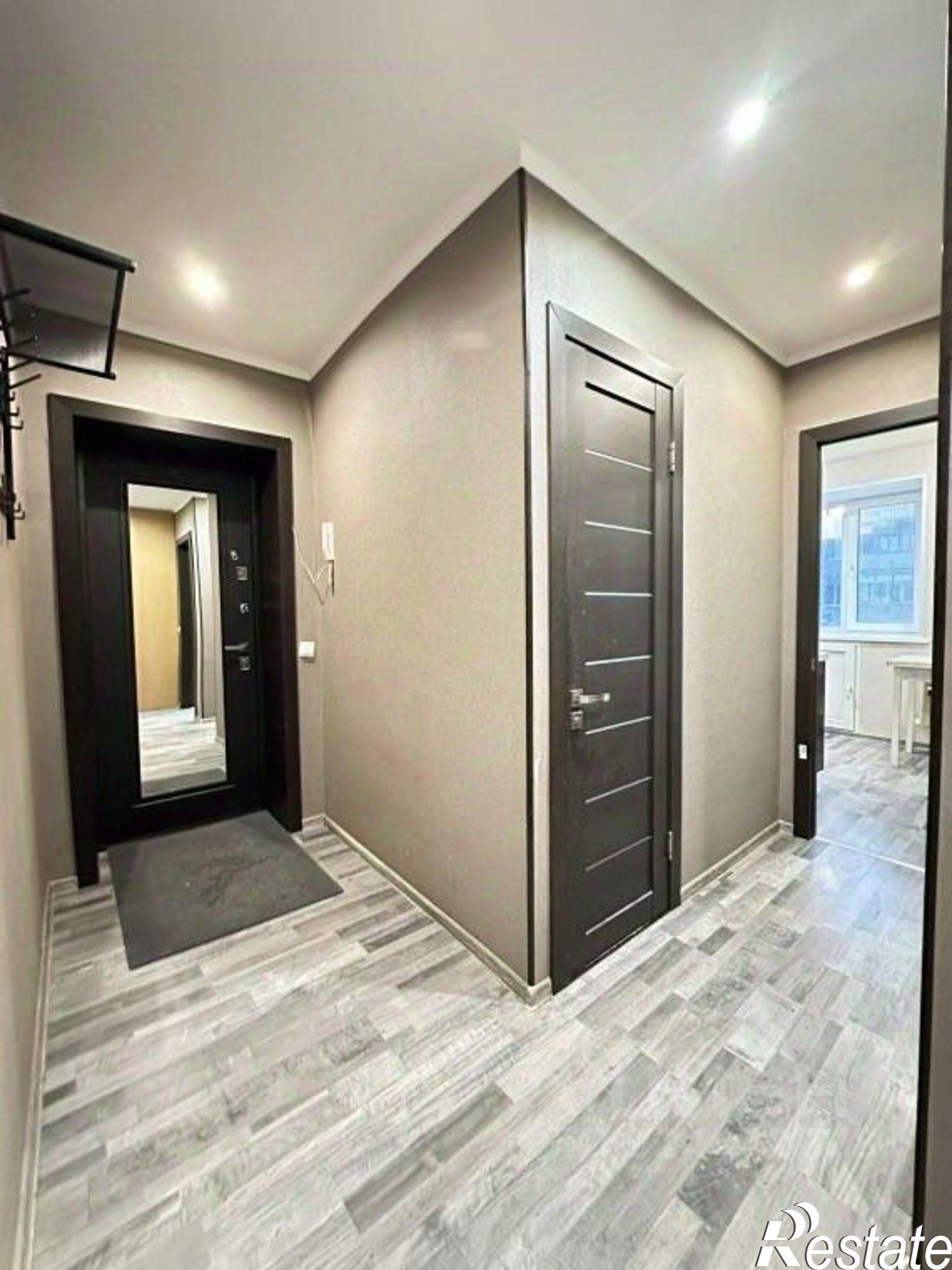 Купить квартиру за 2 250 000 рублей на улица Свердлова, 114А