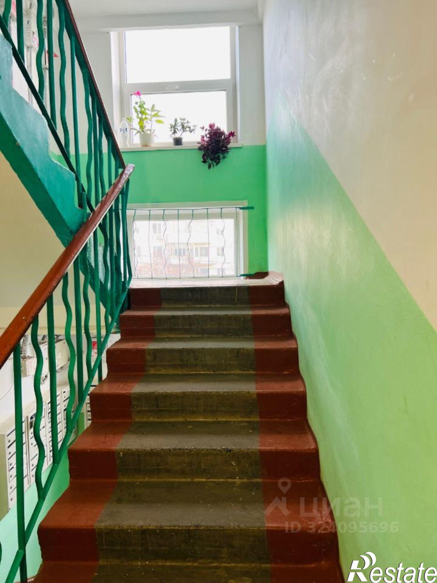 Купить квартиру за 1 800 000 рублей на улица Декабристов, 1