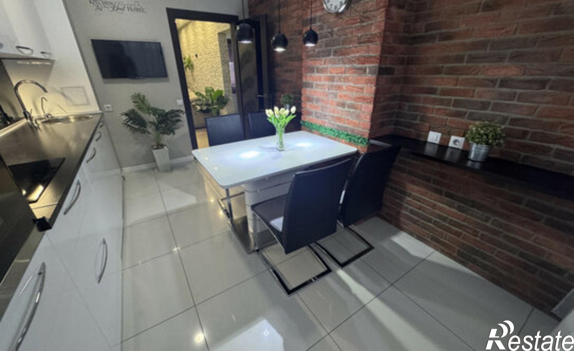 Купить квартиру за 7 600 000 рублей на ул Каширина, 24А