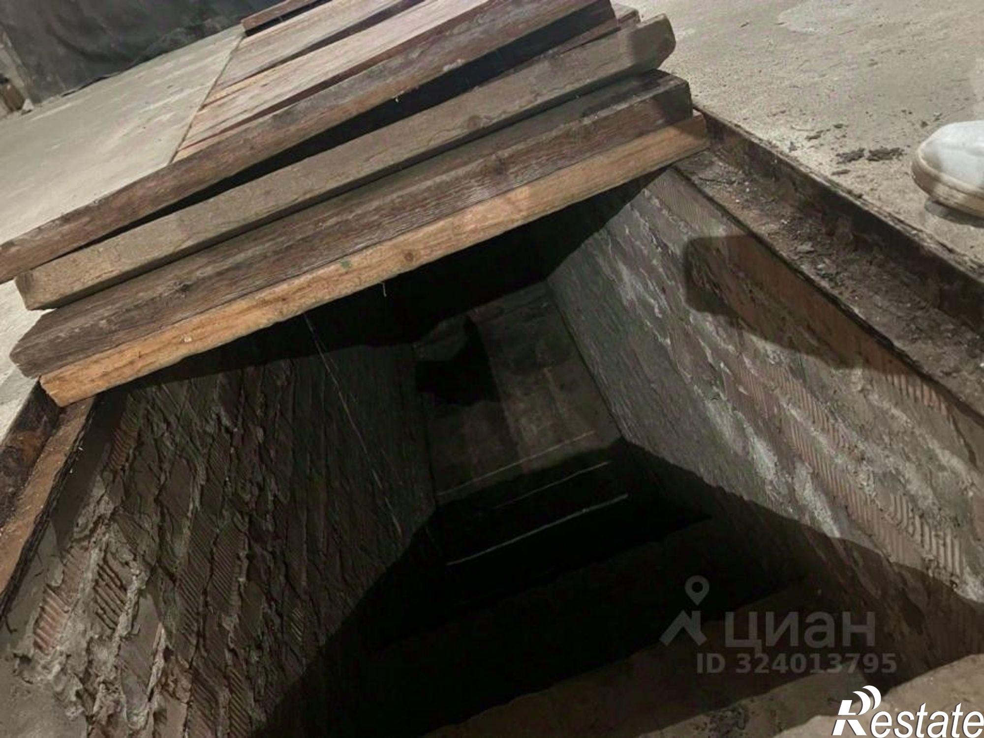 Купить гараж, место в паркинге за 543 564 рублей на ул Калинина, 20