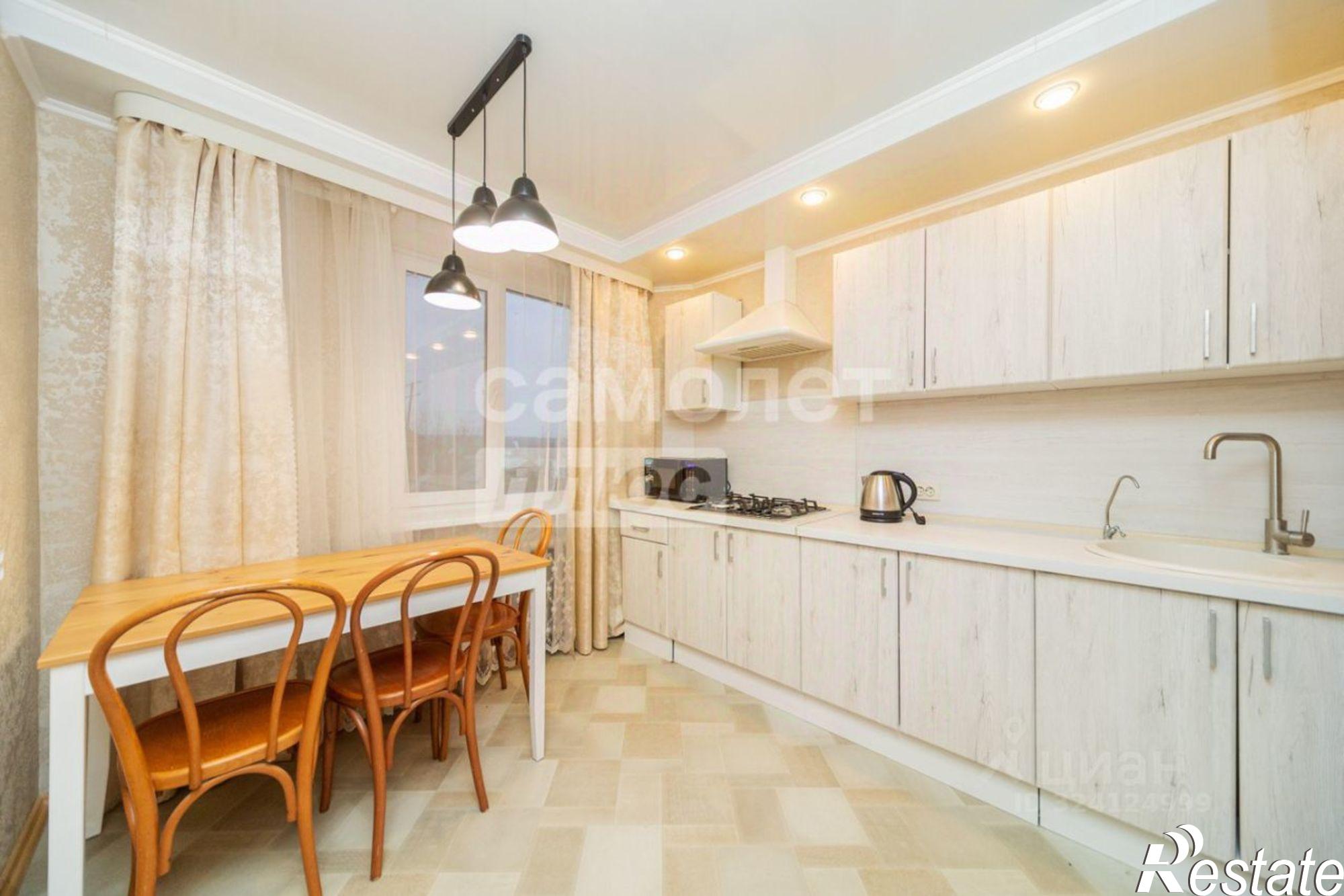 Купить квартиру за 3 498 000 рублей на ул Константина Симонова, 16 4