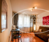 2-комн, 51кв м, этаж 1/5 улица Космонавтов, 3