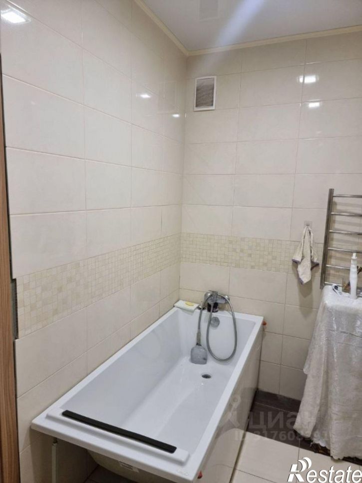 4-комн квартира ул Циренщикова, 10,  д. 10