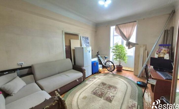 3-комн квартира Коммунистическая улица, 12,  д. 12