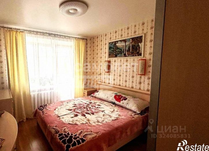 4-комн квартира ул Комарова, 12,  д. 12