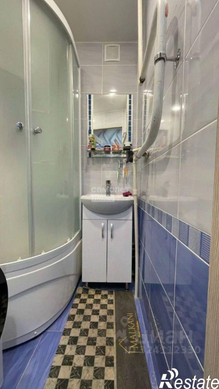 3-комн квартира ул Космонавтов, 6,  д. 6