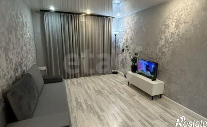 2-комн квартира ул Комарова, 4,  д. 4