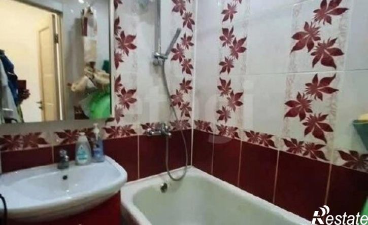 2-комн квартира ул Комарова, 4,  д. 4