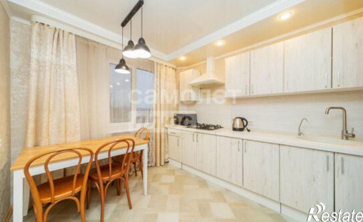 4-комн квартира ул Константина Симонова, 16 4,  д. 16 4,  к. 4