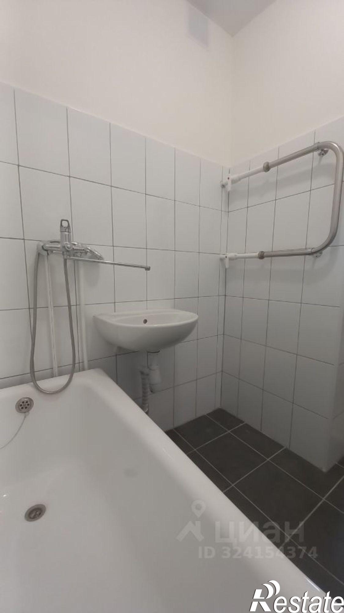 Купить квартиру за 6 841 520 рублей на ул Ивана Яхимца, 5