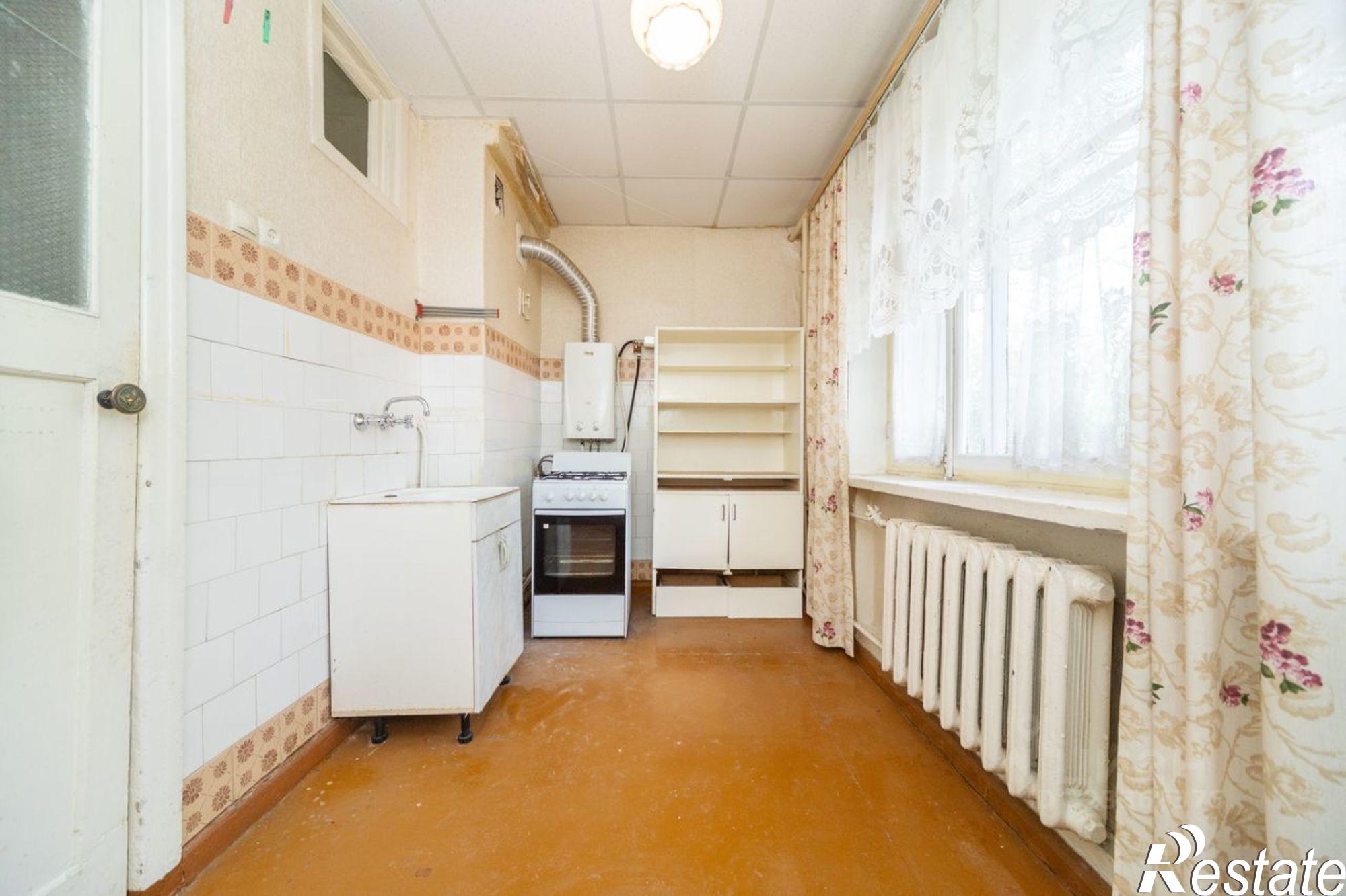 Купить квартиру за 2 400 000 рублей на Пермь, улица Лукоянова, 27