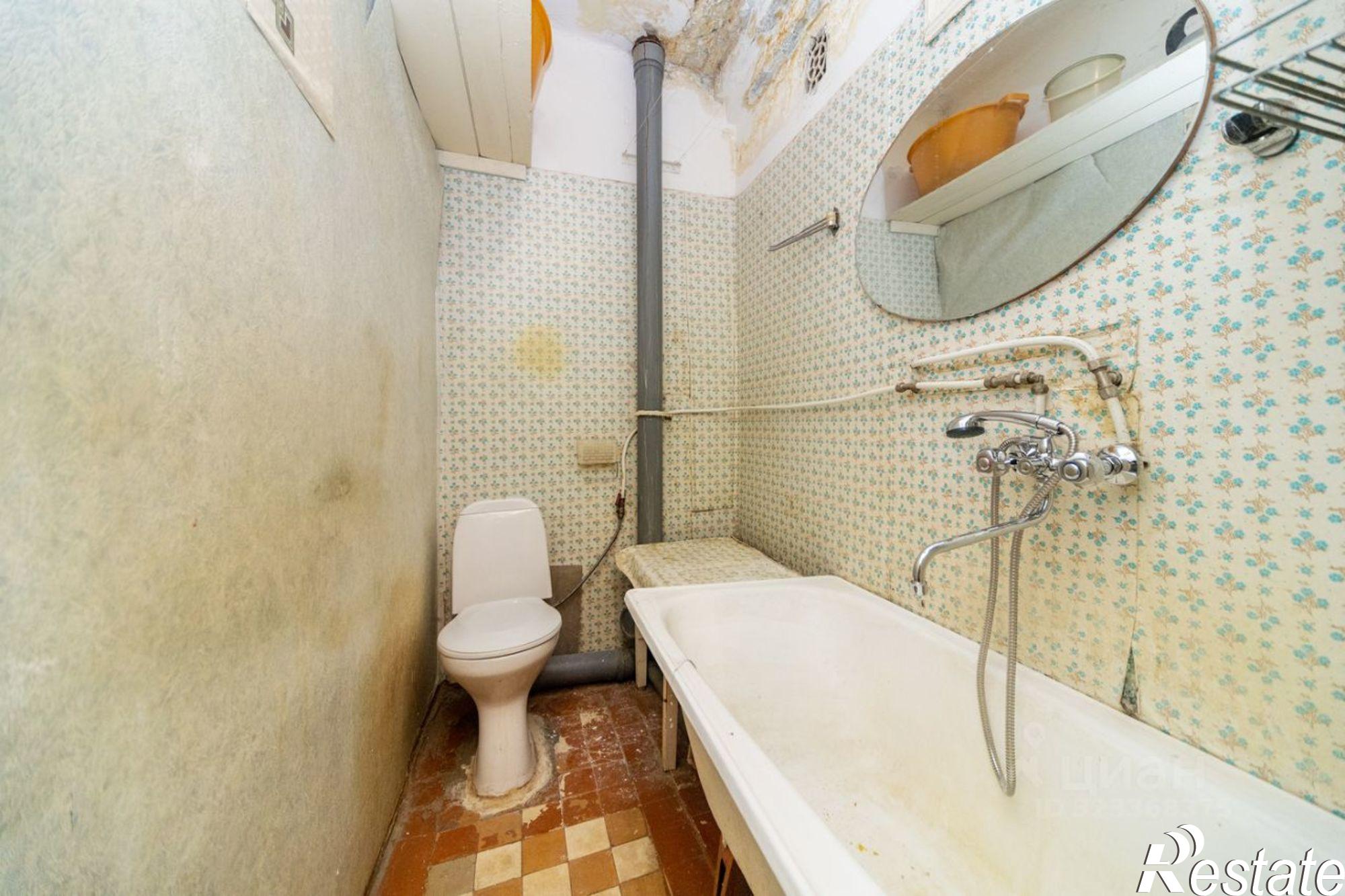 Купить квартиру за 2 400 000 рублей на Пермь, улица Лукоянова, 27