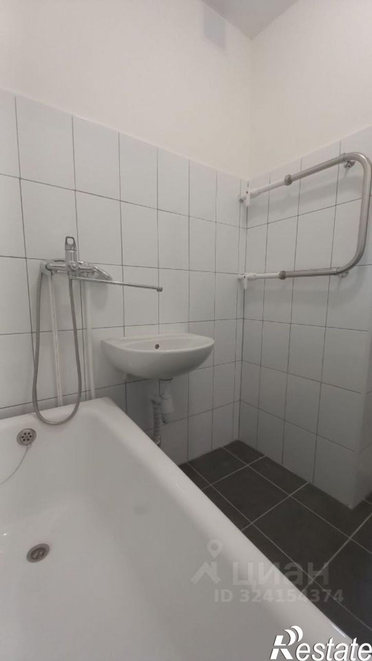 3-комн квартира ул Ивана Яхимца, 5,  д. 5