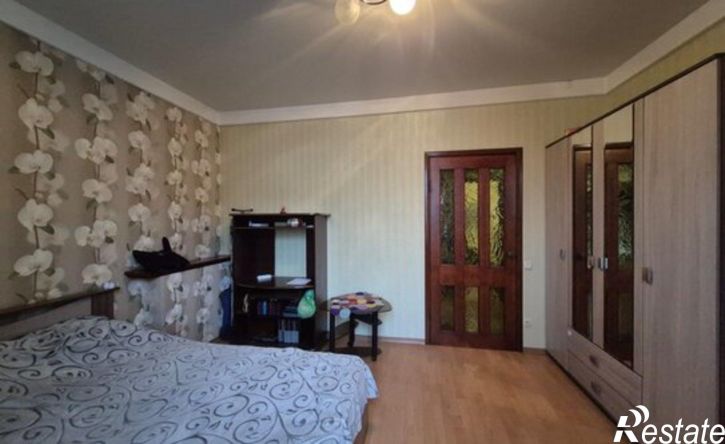 3-комн квартира ул Чехова, 2,  д. 2