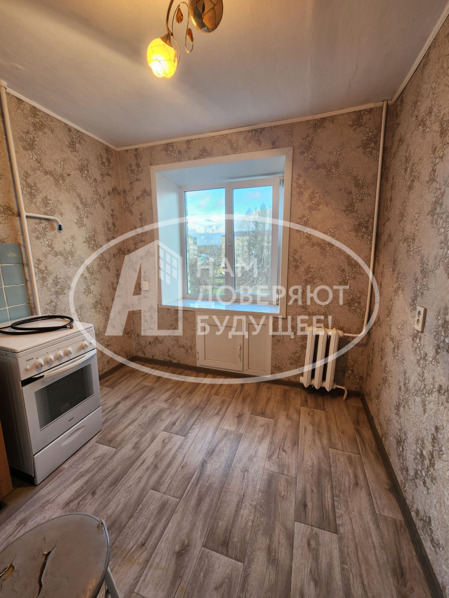 Купить квартиру за 2 450 000 рублей на улица Нефтяников, 12А