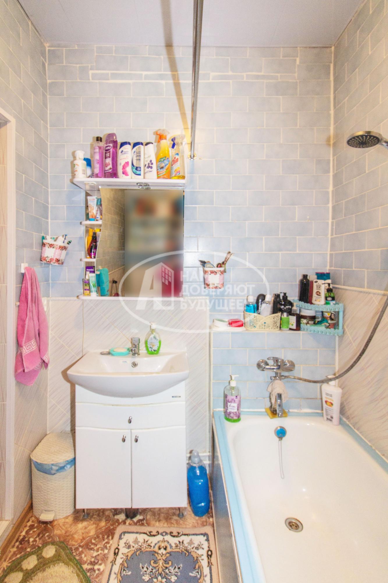 Купить дачу, дом, коттедж за 12 500 000 рублей на Лесная улица, 32