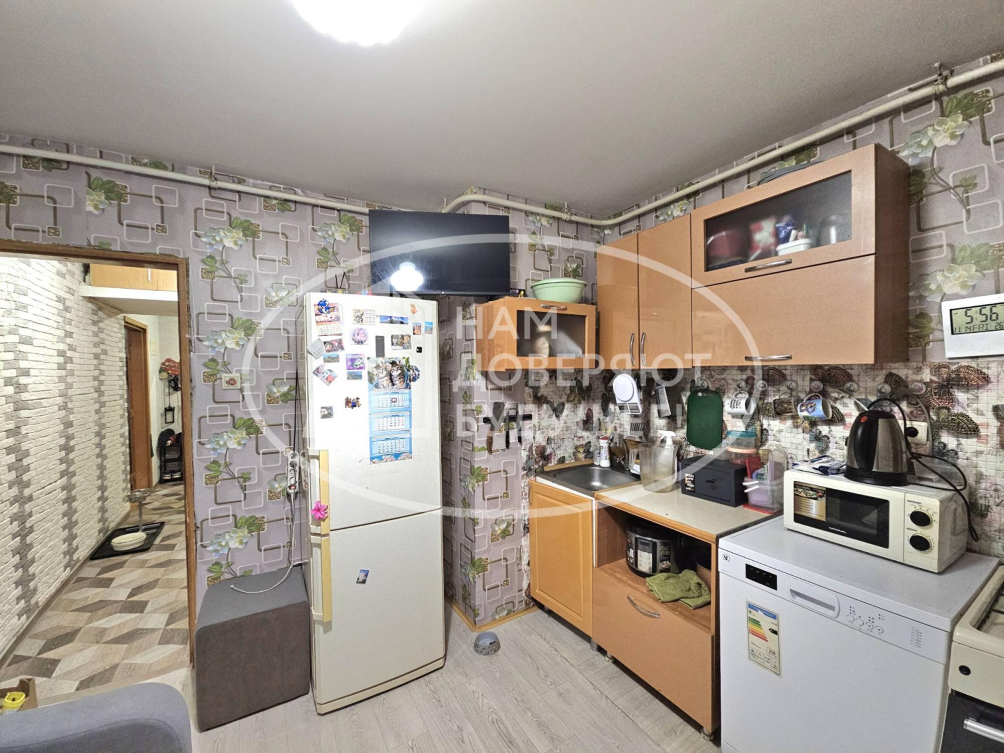 Купить квартиру за 2 200 000 рублей на 3