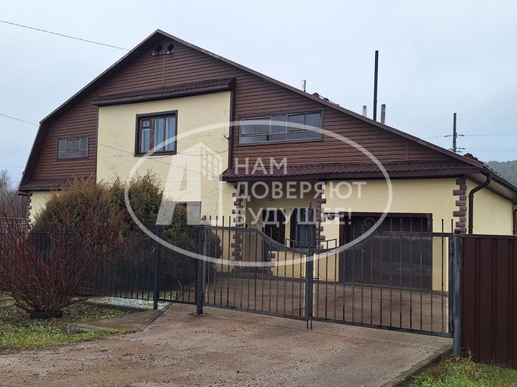 Коттедж/дом Луговая улица, 5