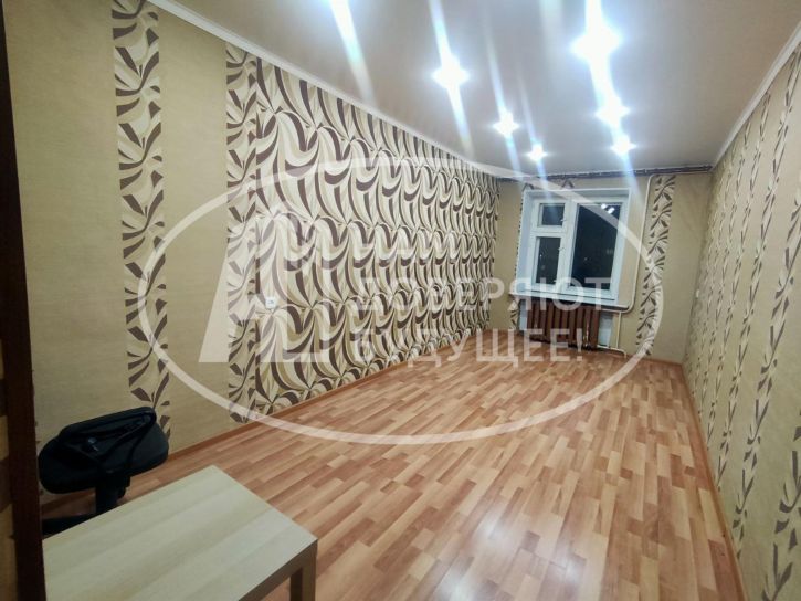 3-комн квартира улица Свободы, 38