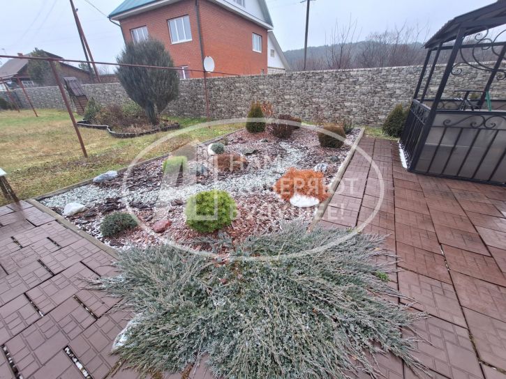 Коттедж/дом Луговая улица, 5