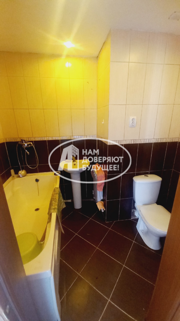 2-комн квартира улица Попова, 36А