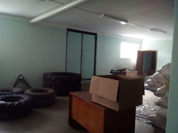 Торговое помещение ул Матросова, д. 20а/1