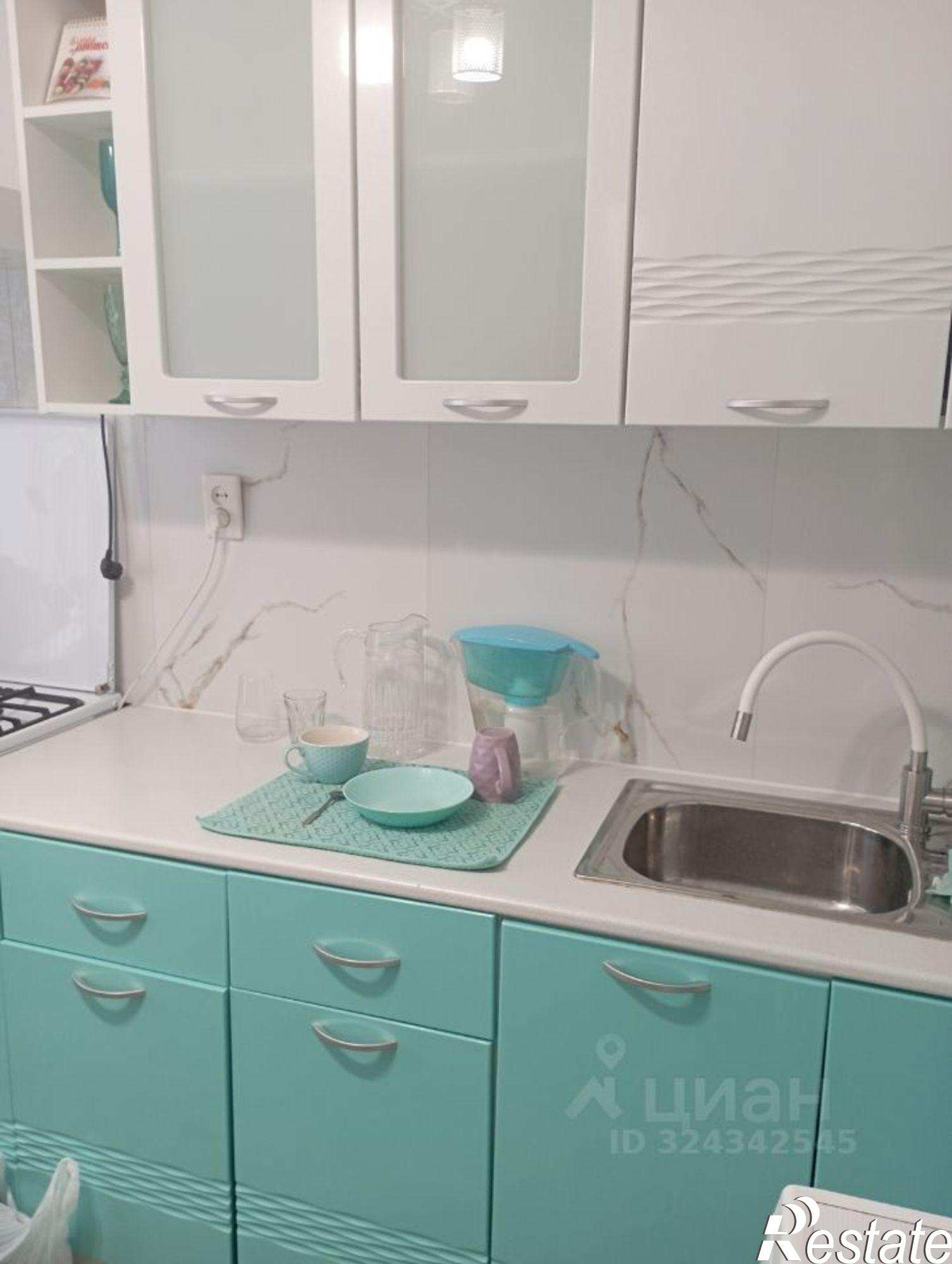 Сдать квартиру за 30 000 рублей на Пермь, улица Зенкова, 4